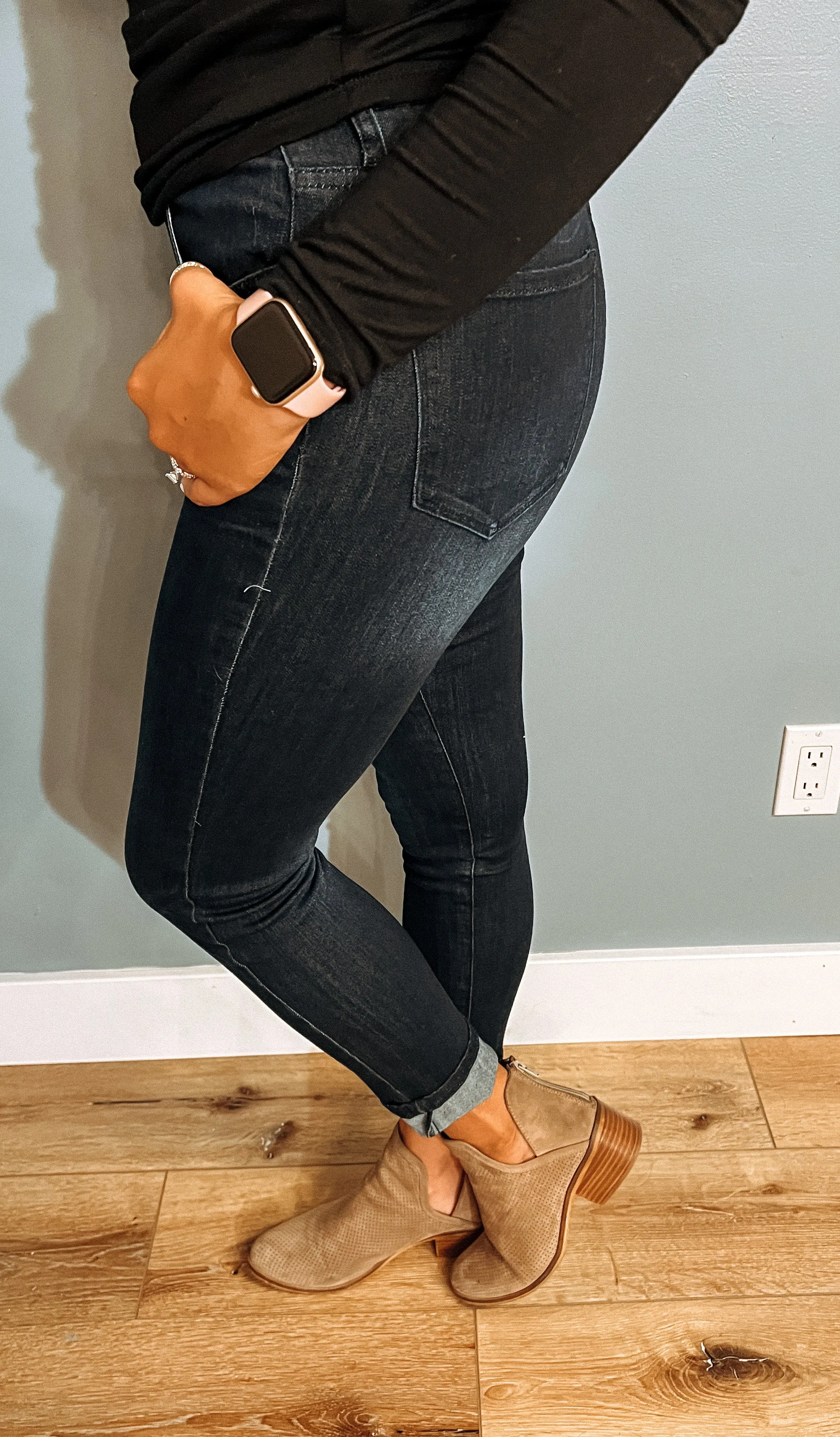 Dark Wash Skinny Jeans