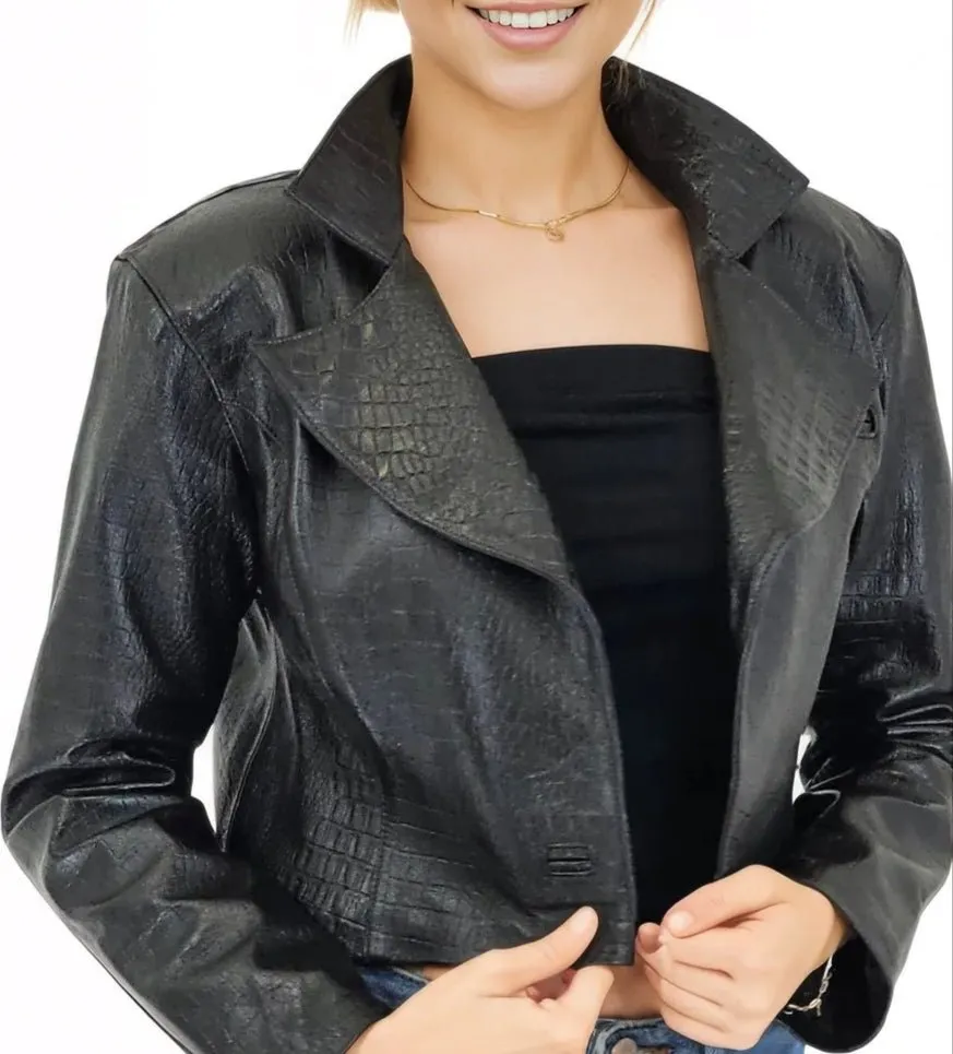 Handcrafted Women's Sheepskin Leather Jacket – Cropped Black Crocodile