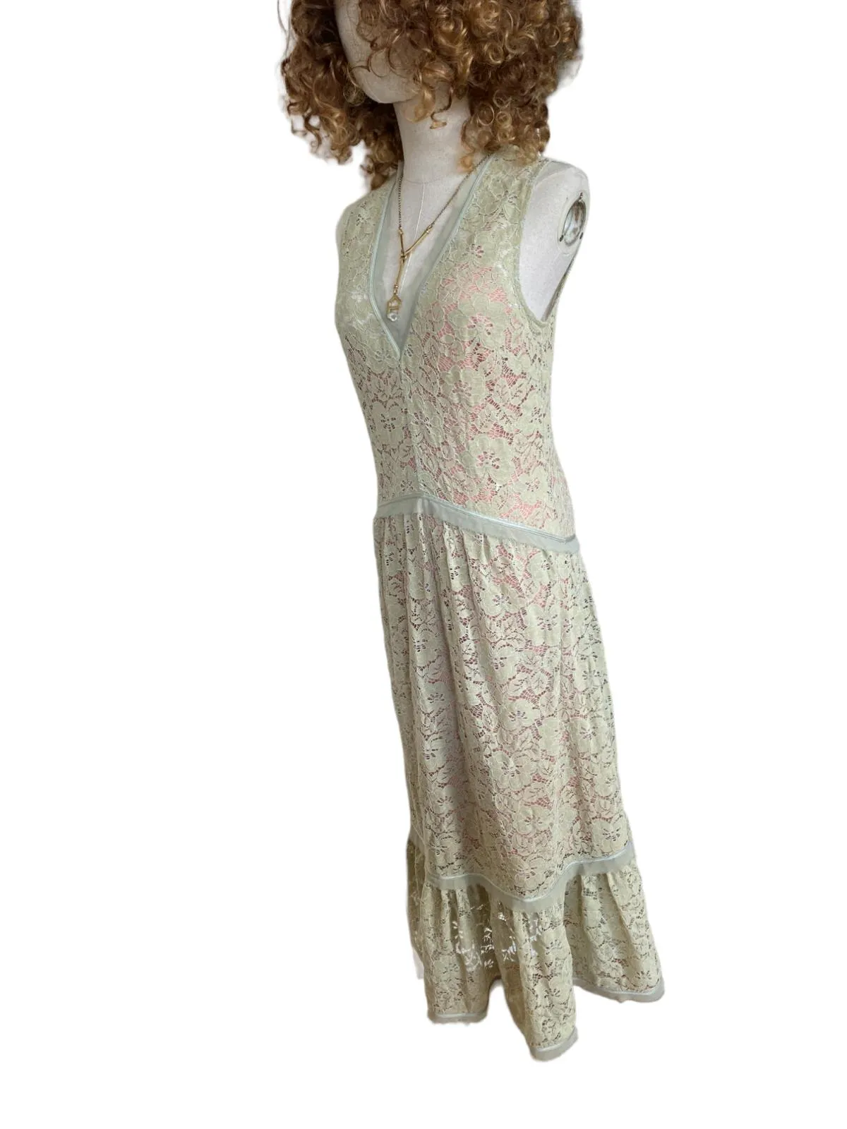 HANSEN & GRETEL Lace Midi Dress | Sz 1, Nude Slip, V-Neck, Party/Cocktail Dress