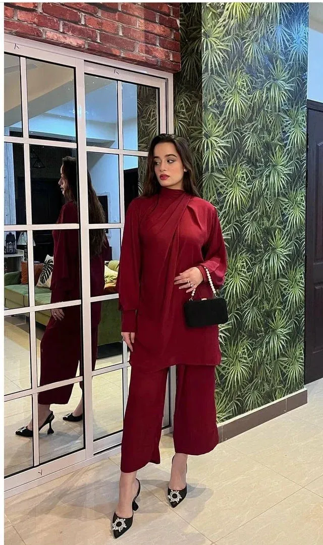 Manahils - Knot Set Red