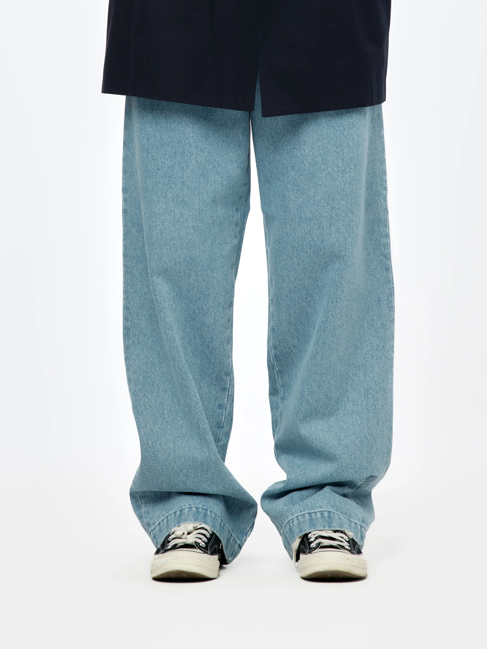 Phil Denim Pants (Light Blue)