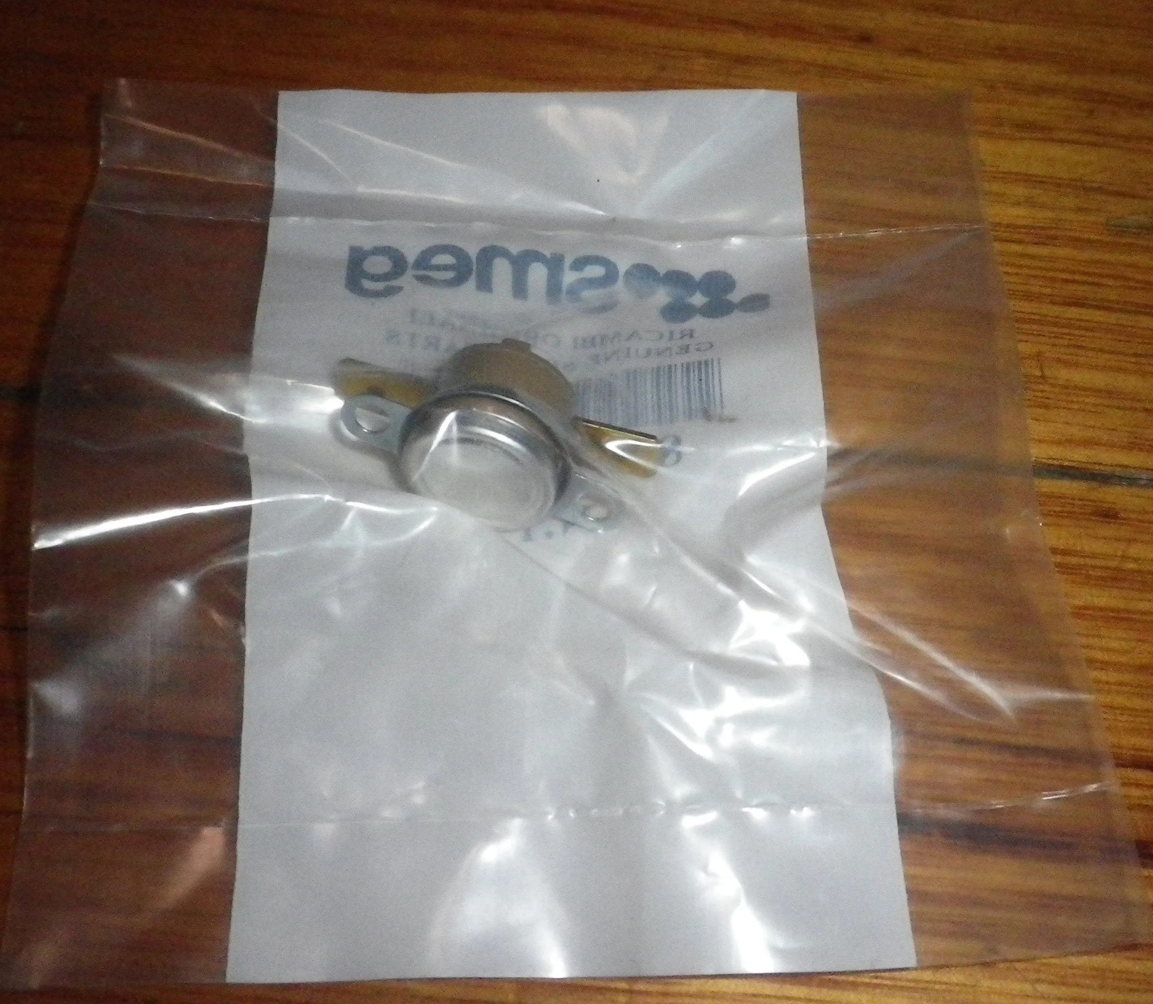 Smeg 16A 140degreeC Normally Closed Campini Safety Thermostat - Part # 818731476